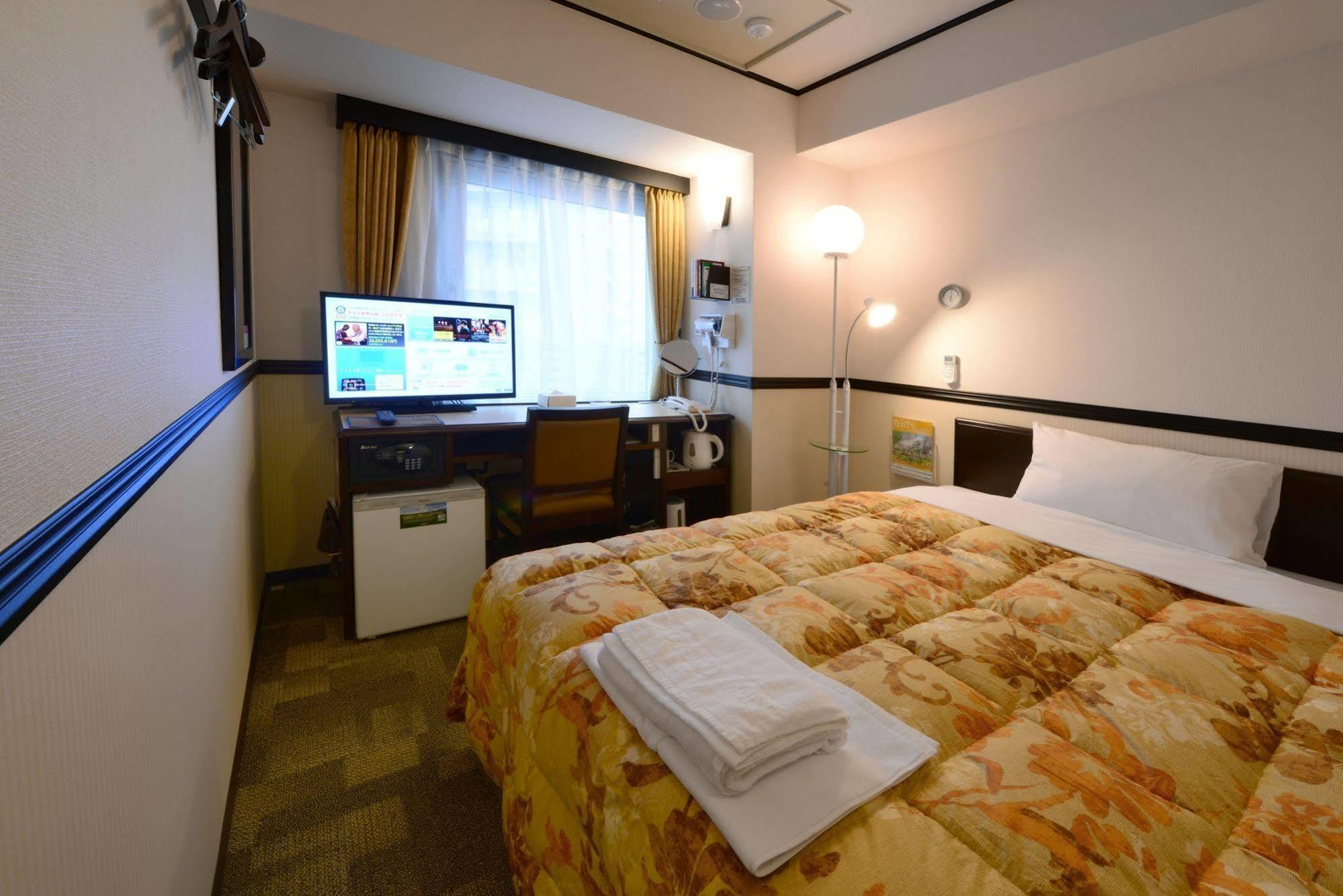 Toyoko Inn Oita Nakatsu Ekimae Bagian luar foto